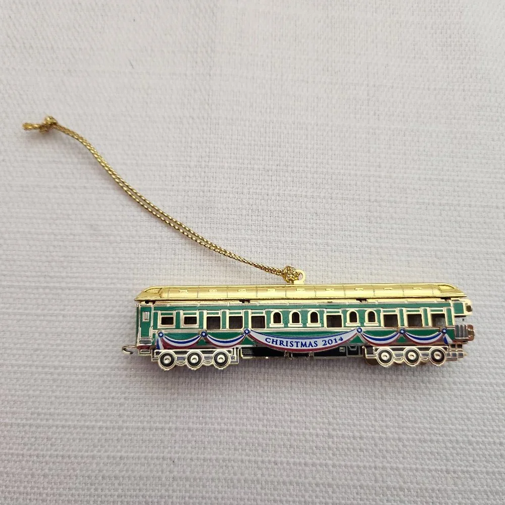 2014 White House Christmas Ornament Train WHHA Pullman car: 3¼